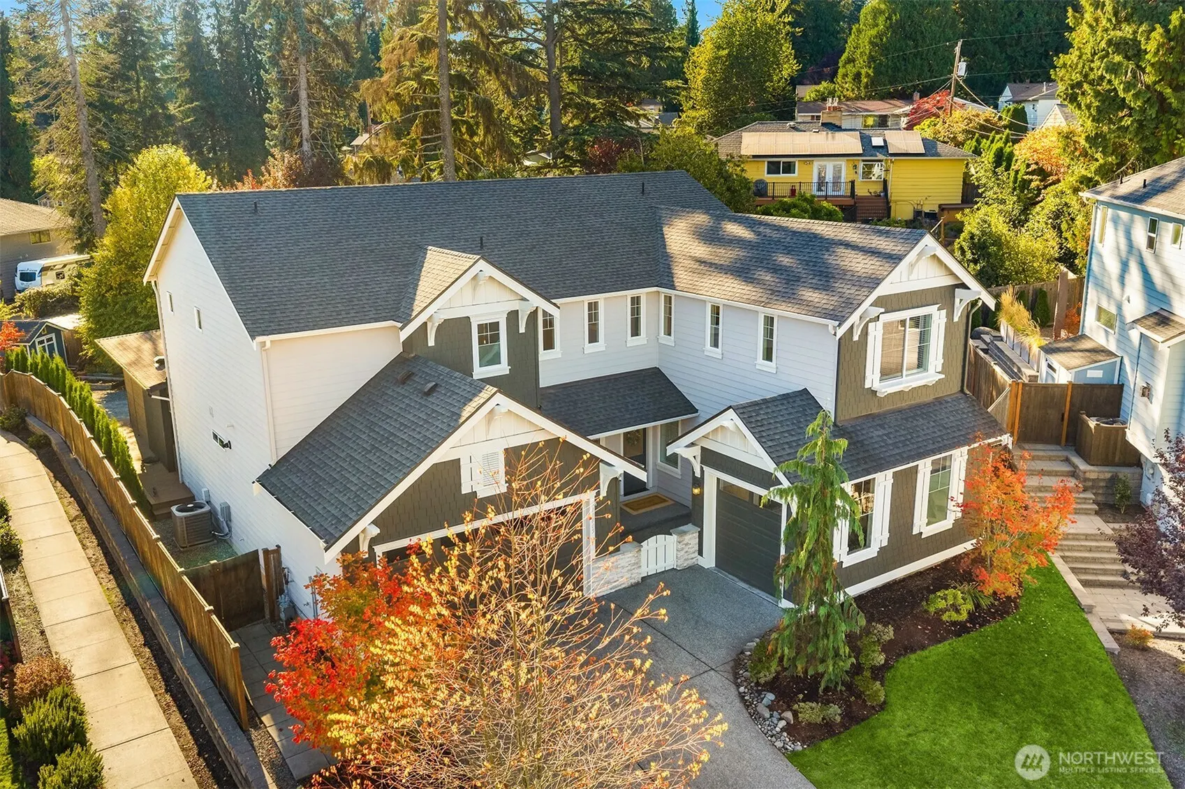 10805 NE 190th Place , Bothell, WA 98011