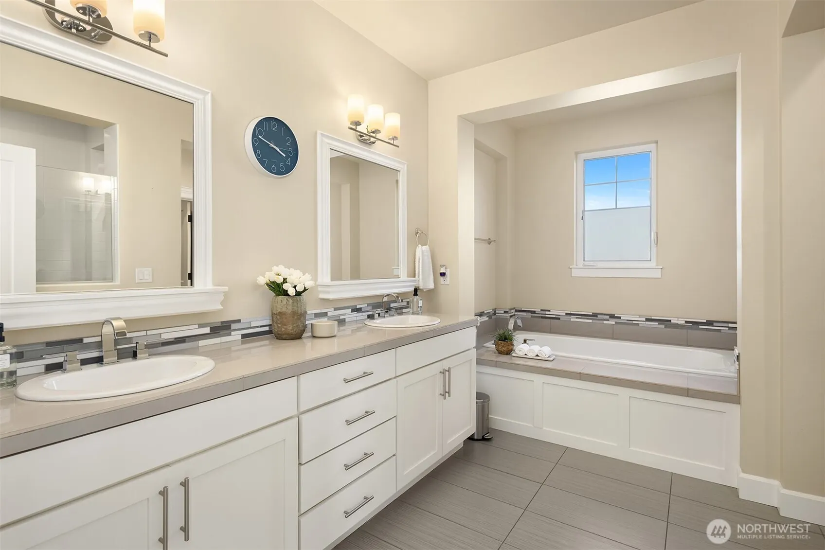 10805 NE 190th Place , Bothell, WA 98011