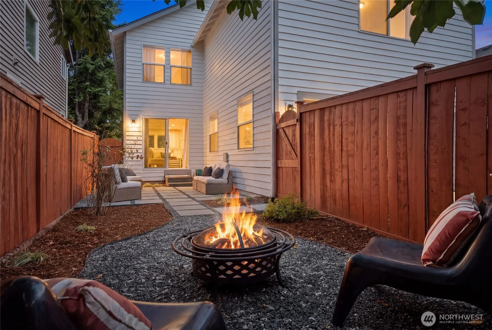 9229 227th Avenue NE, Redmond, WA 98053-1959