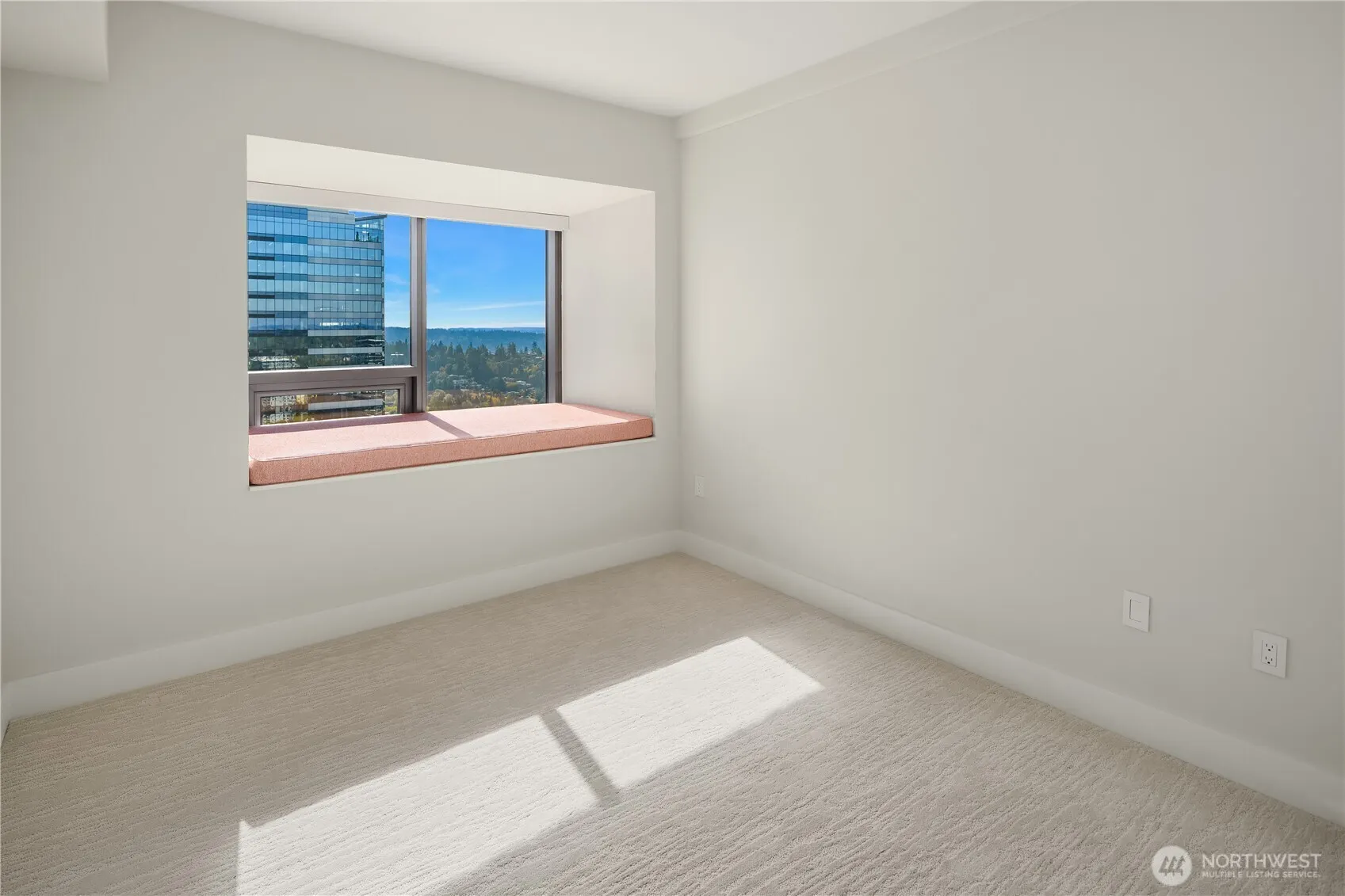 650 Bellevue Way NE #3303, Bellevue, WA 98004