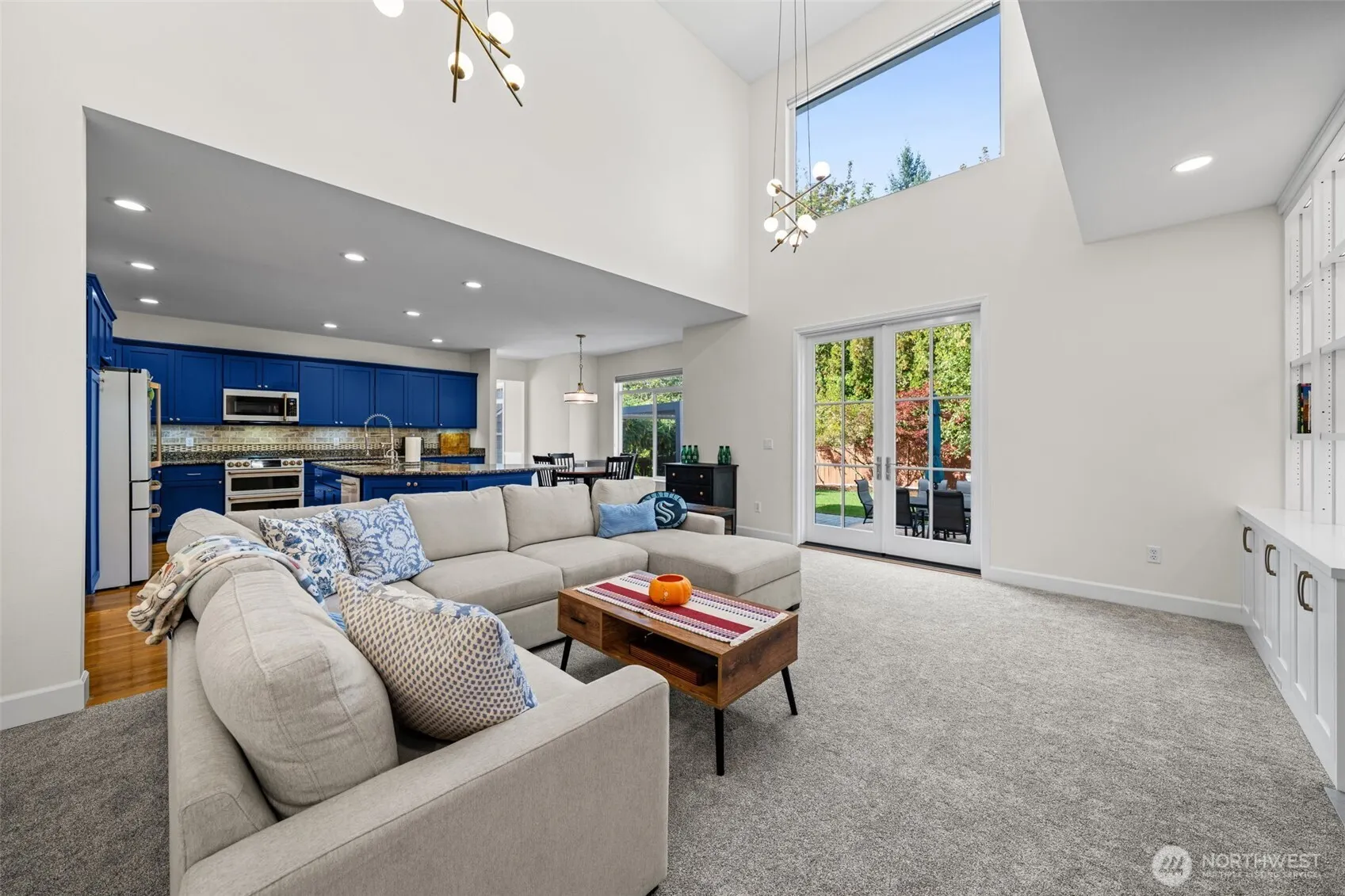 9818 S 220th Place , Kent, WA 98031