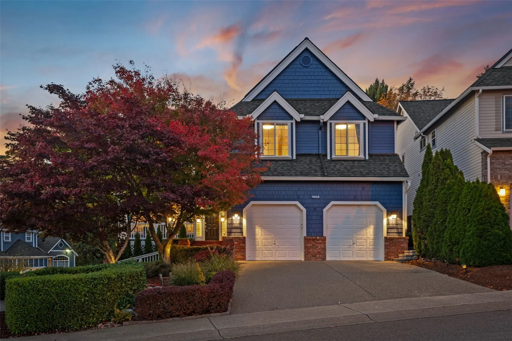 9818 S 220th Place , Kent, WA 98031