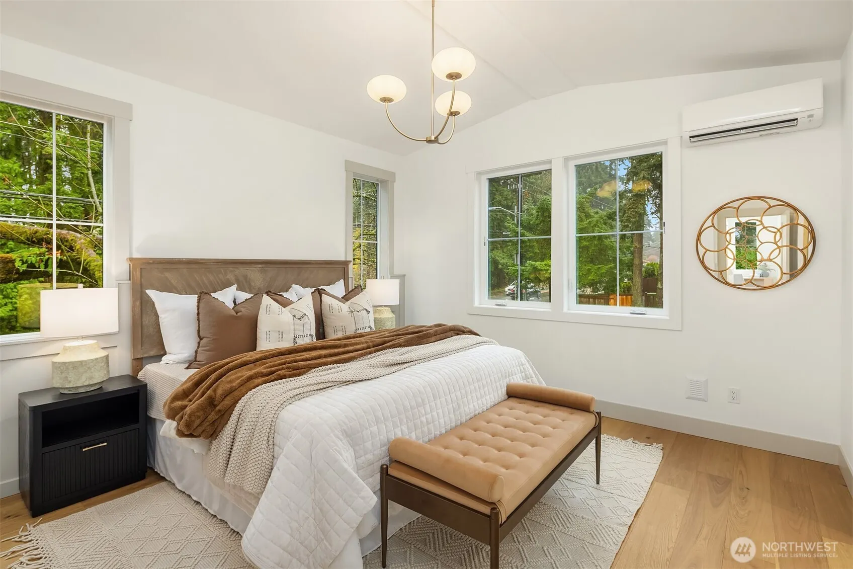 13131 NE 87th Lane , Kirkland, WA 98033