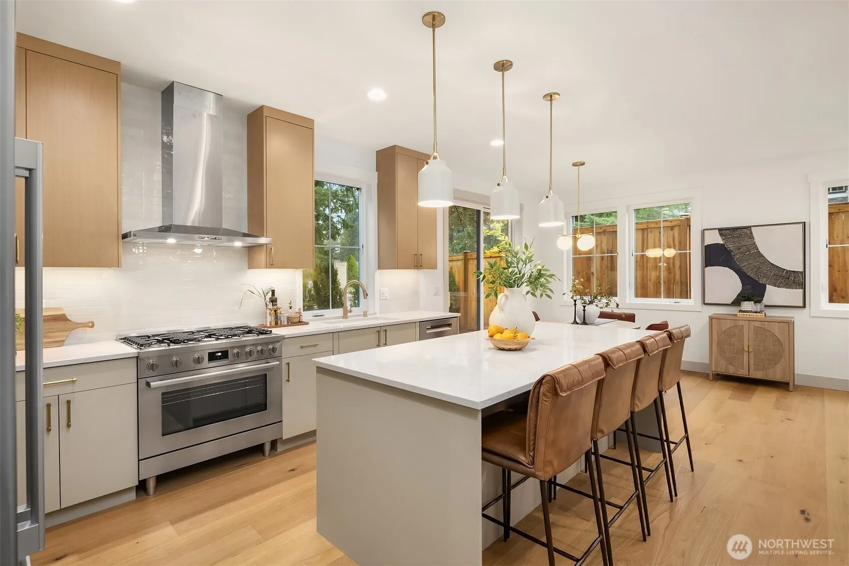 13131 NE 87th Lane , Kirkland, WA 98033