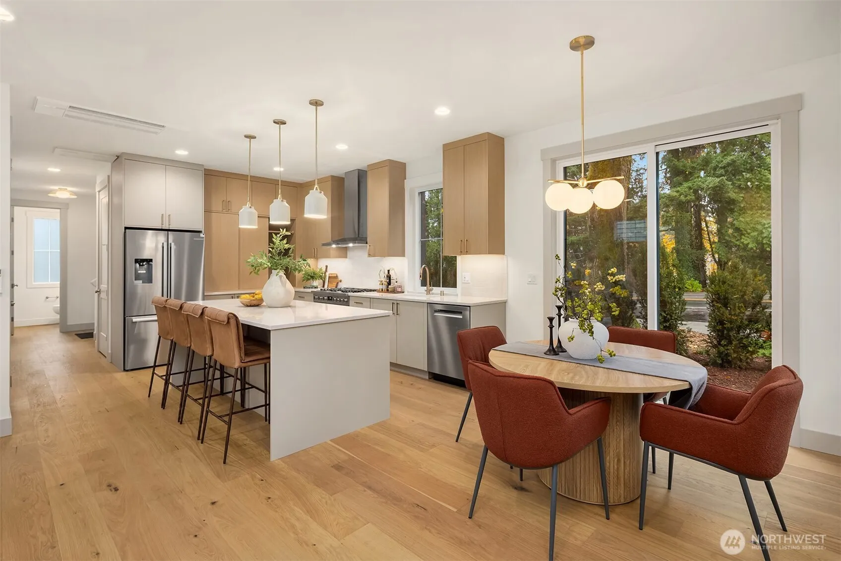13131 NE 87th Lane , Kirkland, WA 98033