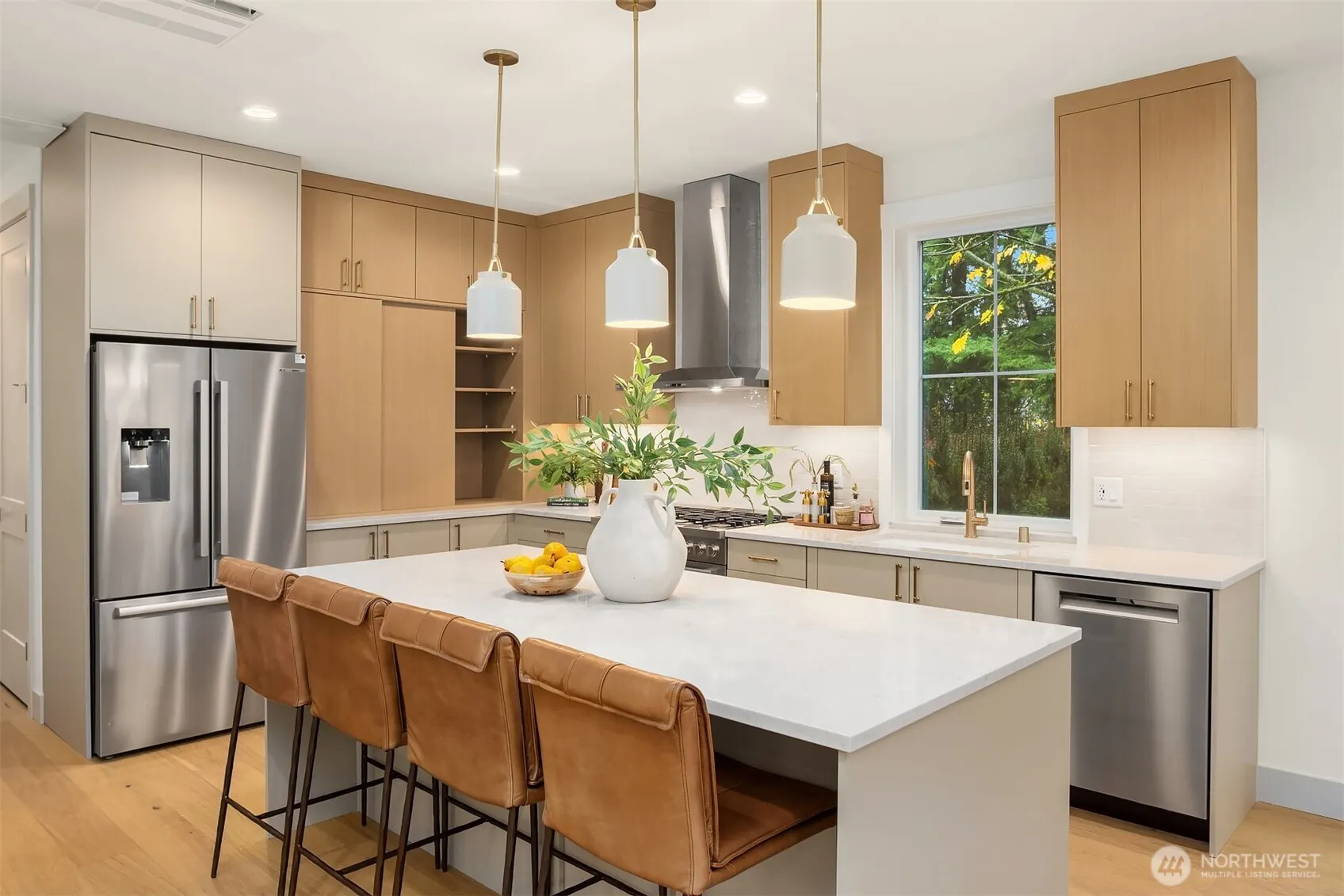 13131 NE 87th Lane , Kirkland, WA 98033