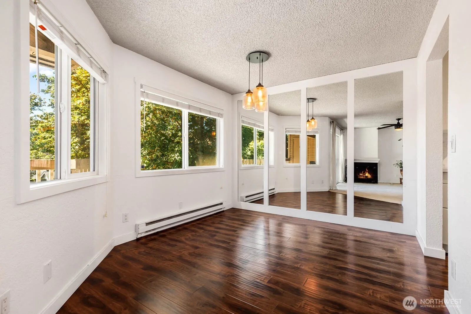 725 9th Avenue S #201, Kirkland, WA 98033