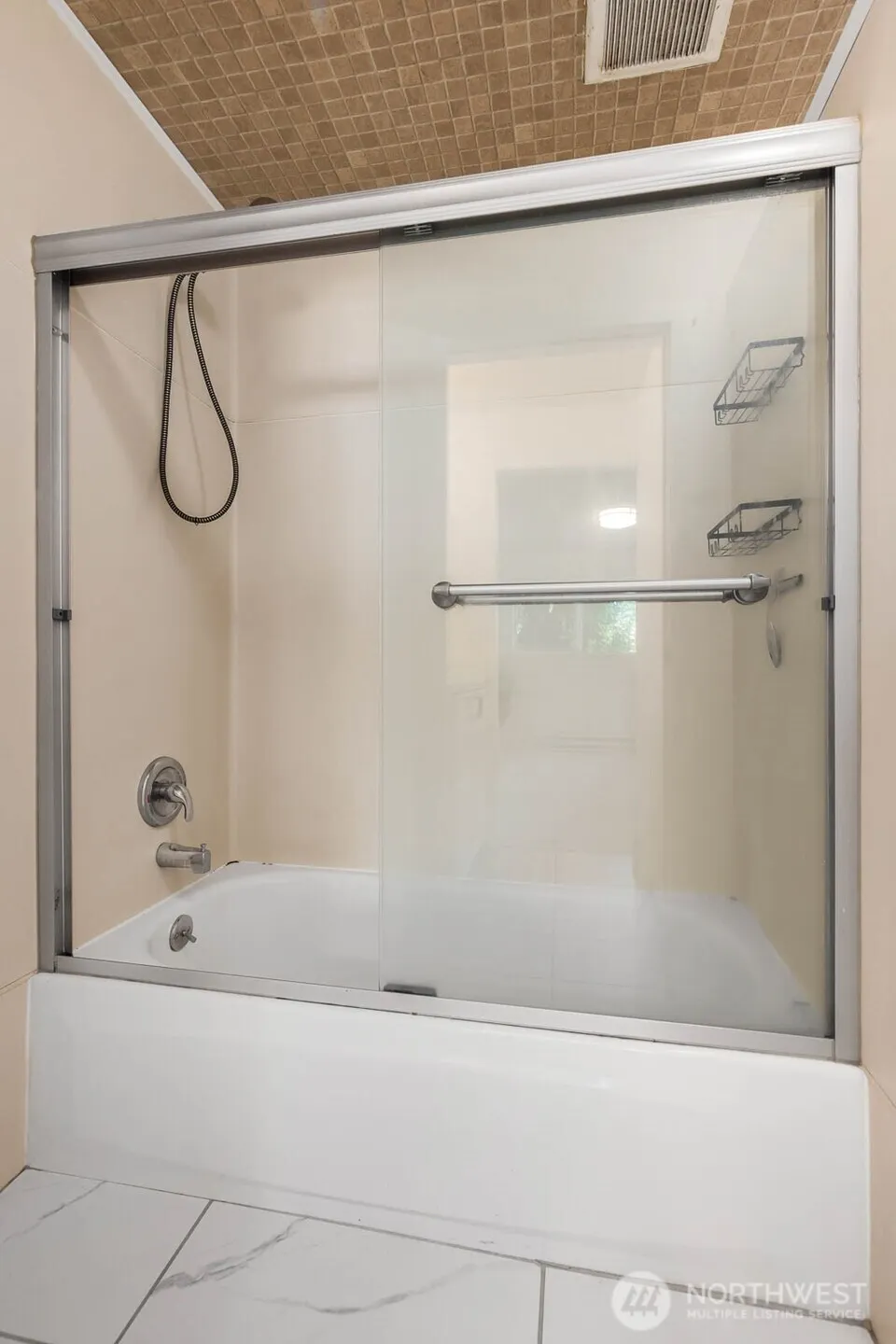 725 9th Avenue S #201, Kirkland, WA 98033