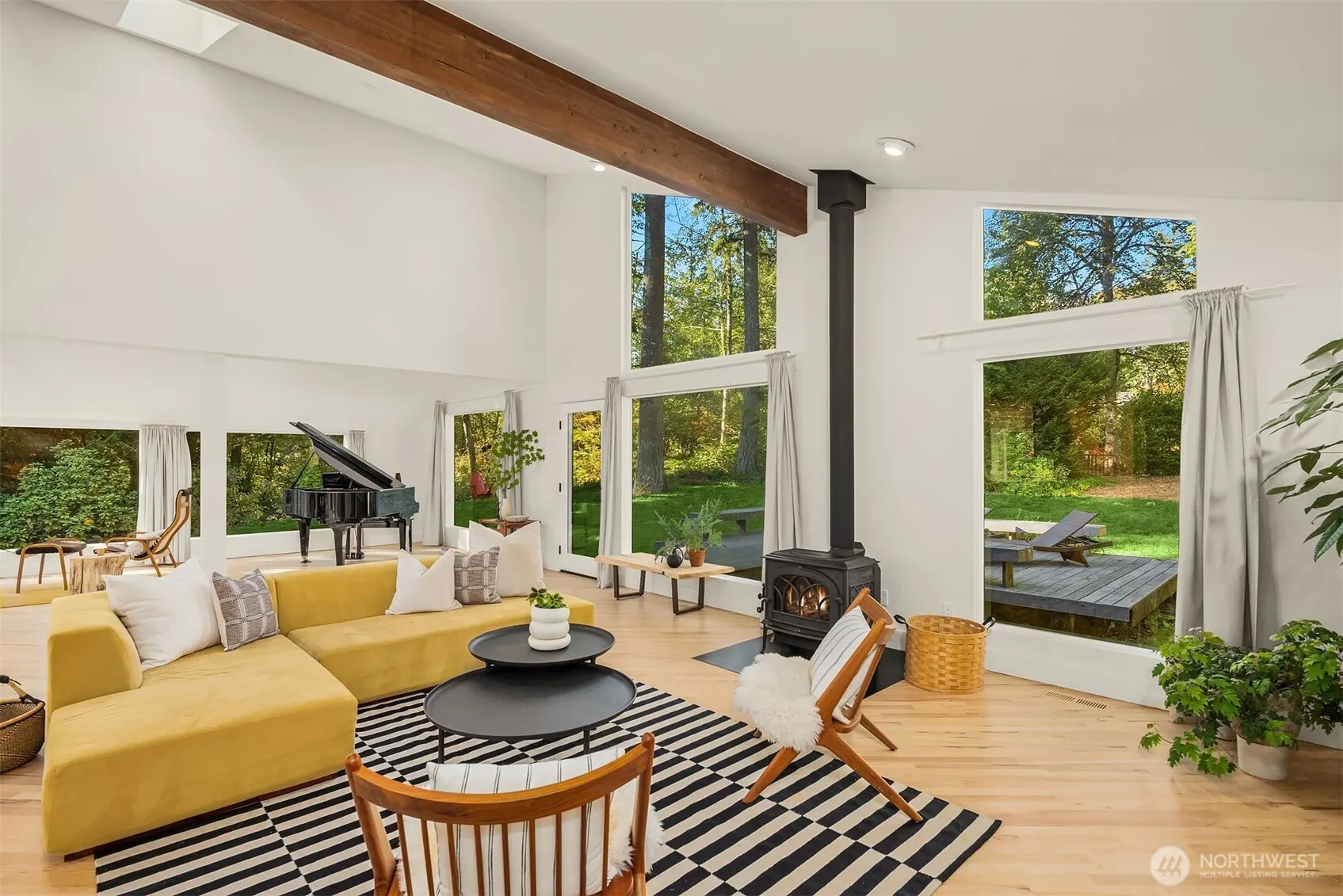 6419 225th Avenue NE, Redmond, WA 98053