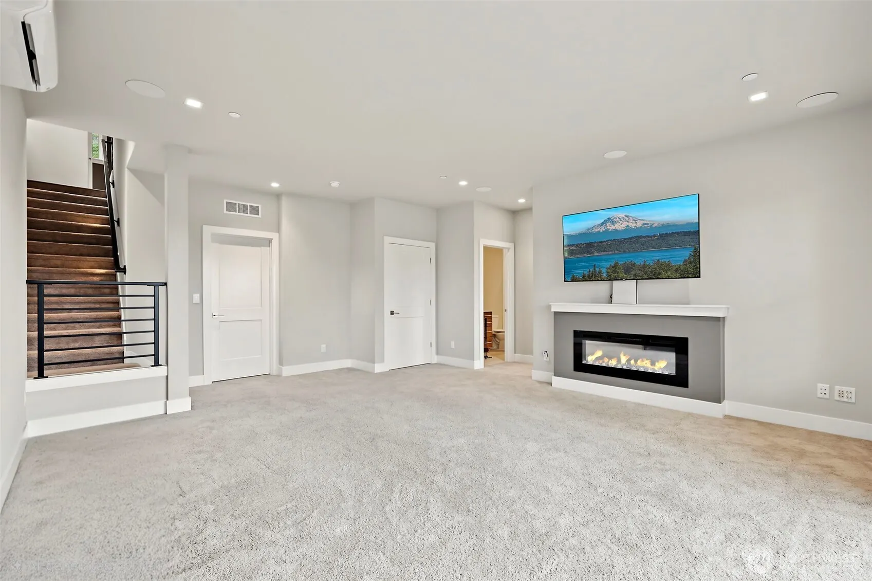 11030 SE 60th Lane , Bellevue, WA 98006