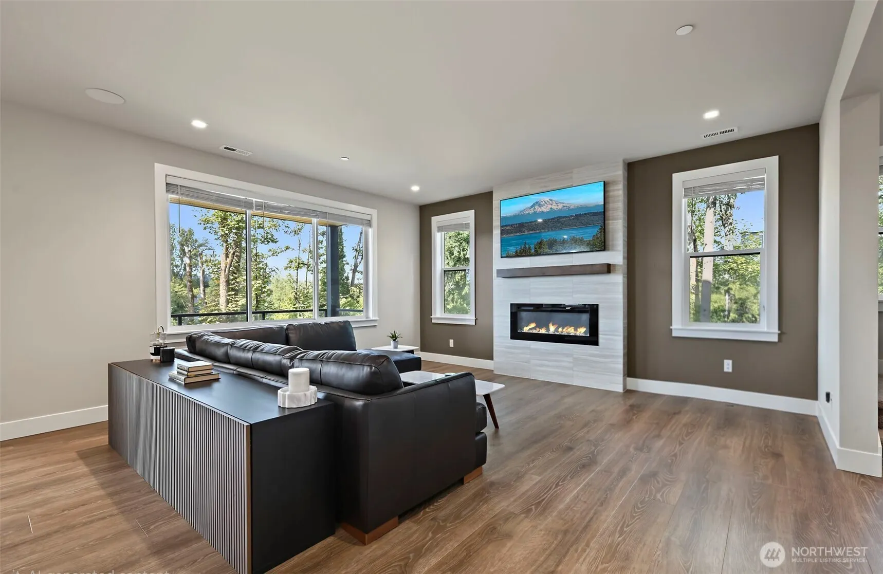 11030 SE 60th Lane , Bellevue, WA 98006