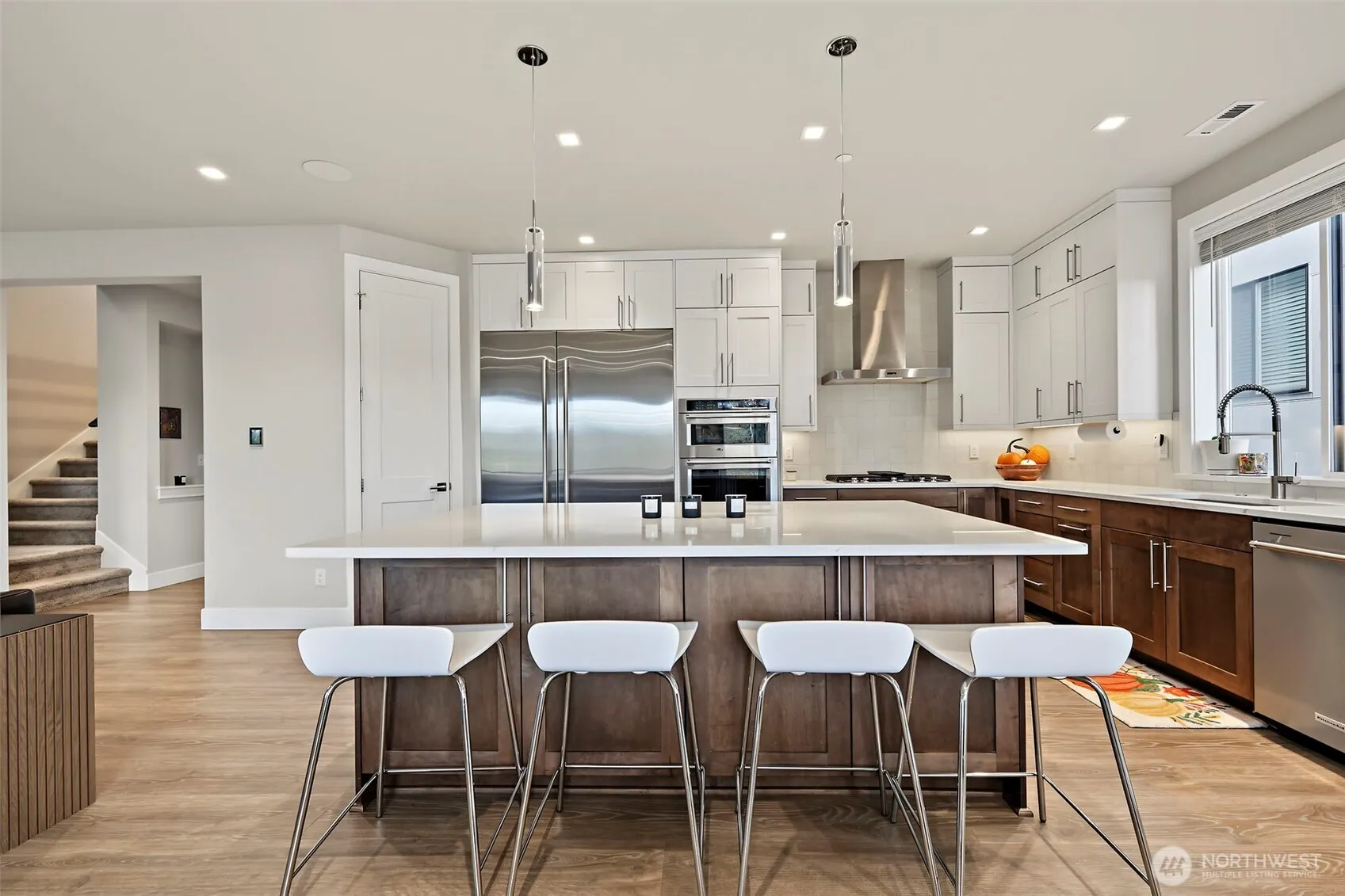 11030 SE 60th Lane , Bellevue, WA 98006