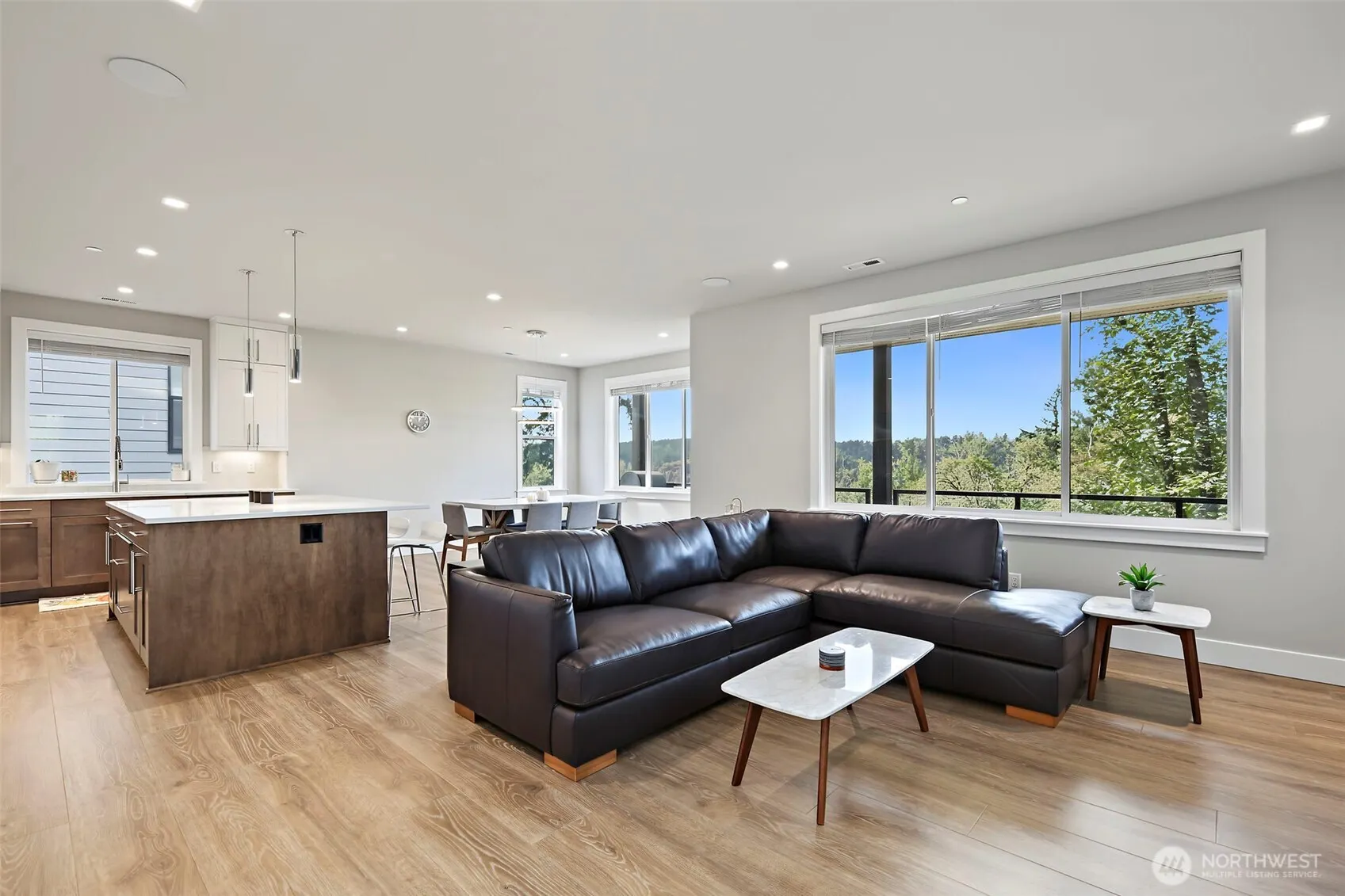 11030 SE 60th Lane , Bellevue, WA 98006
