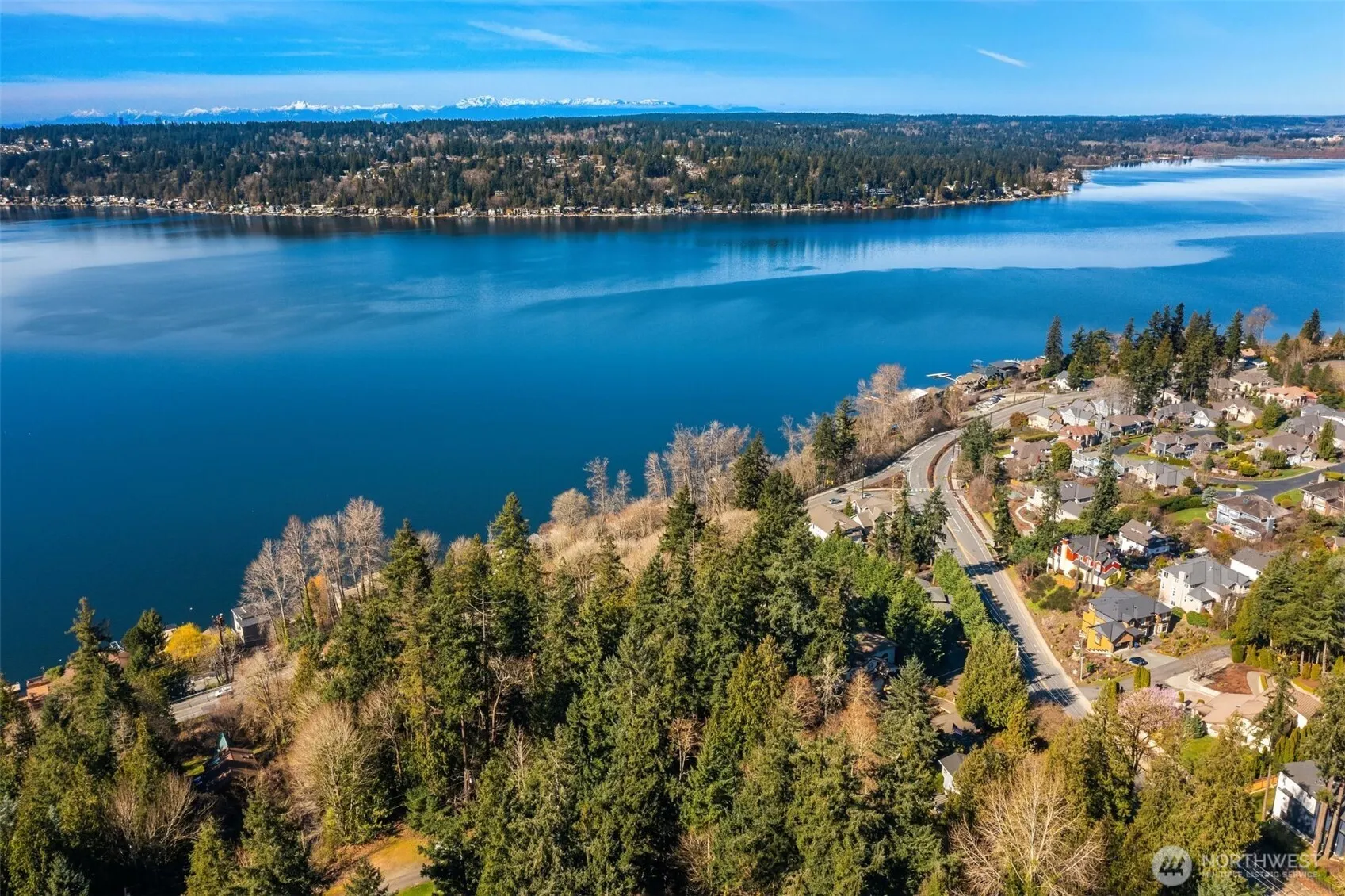11 XX E Lake Sammamish Parkway NE, Sammamish, WA 98074
