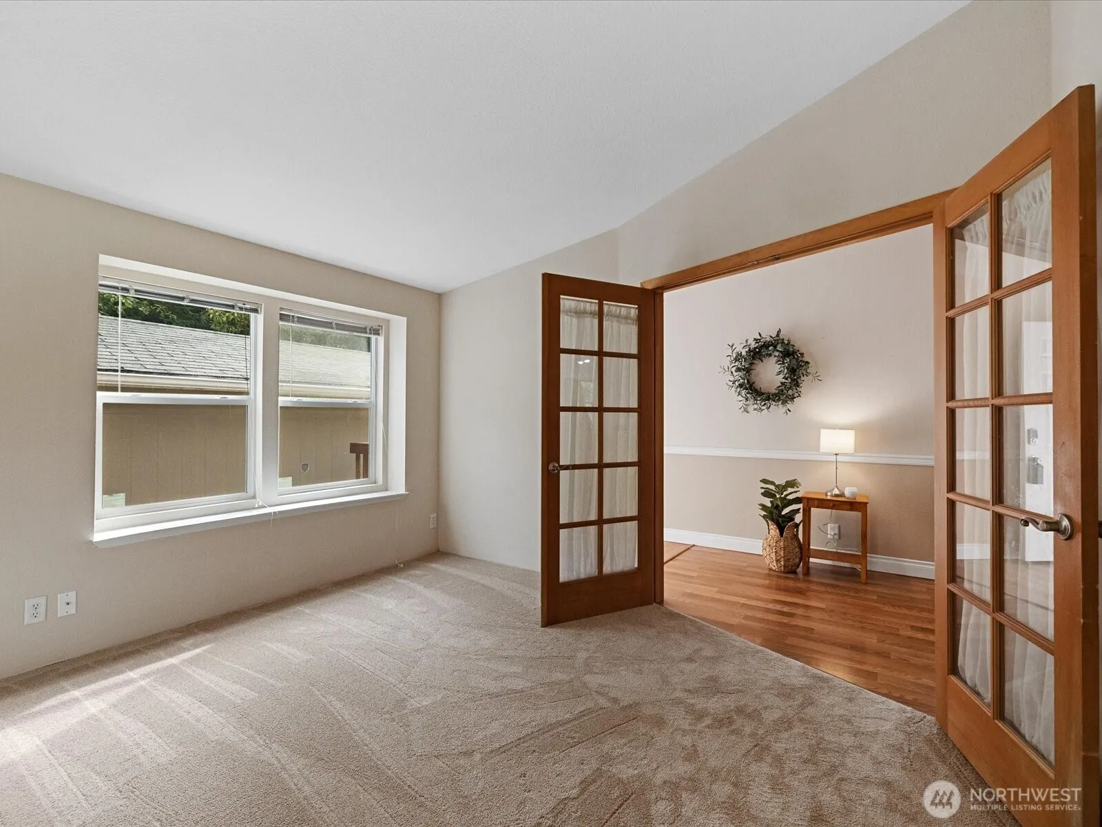 12608 NE Hollyhills Drive , Bothell, WA 98011