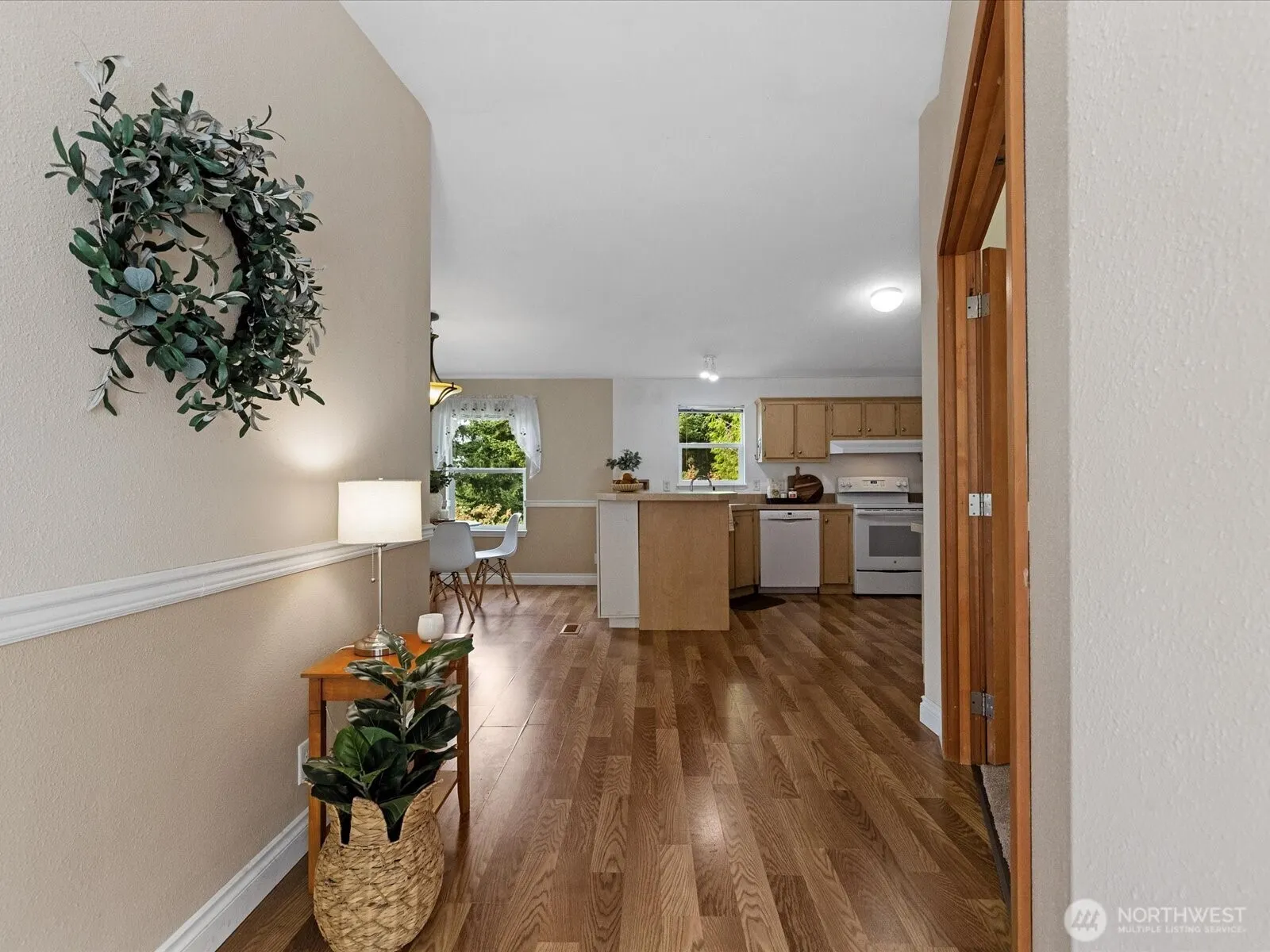12608 NE Hollyhills Drive , Bothell, WA 98011