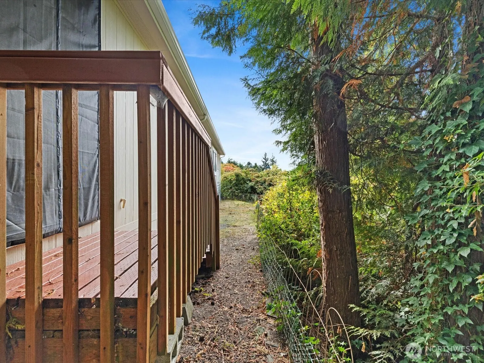 12608 NE Hollyhills Drive , Bothell, WA 98011