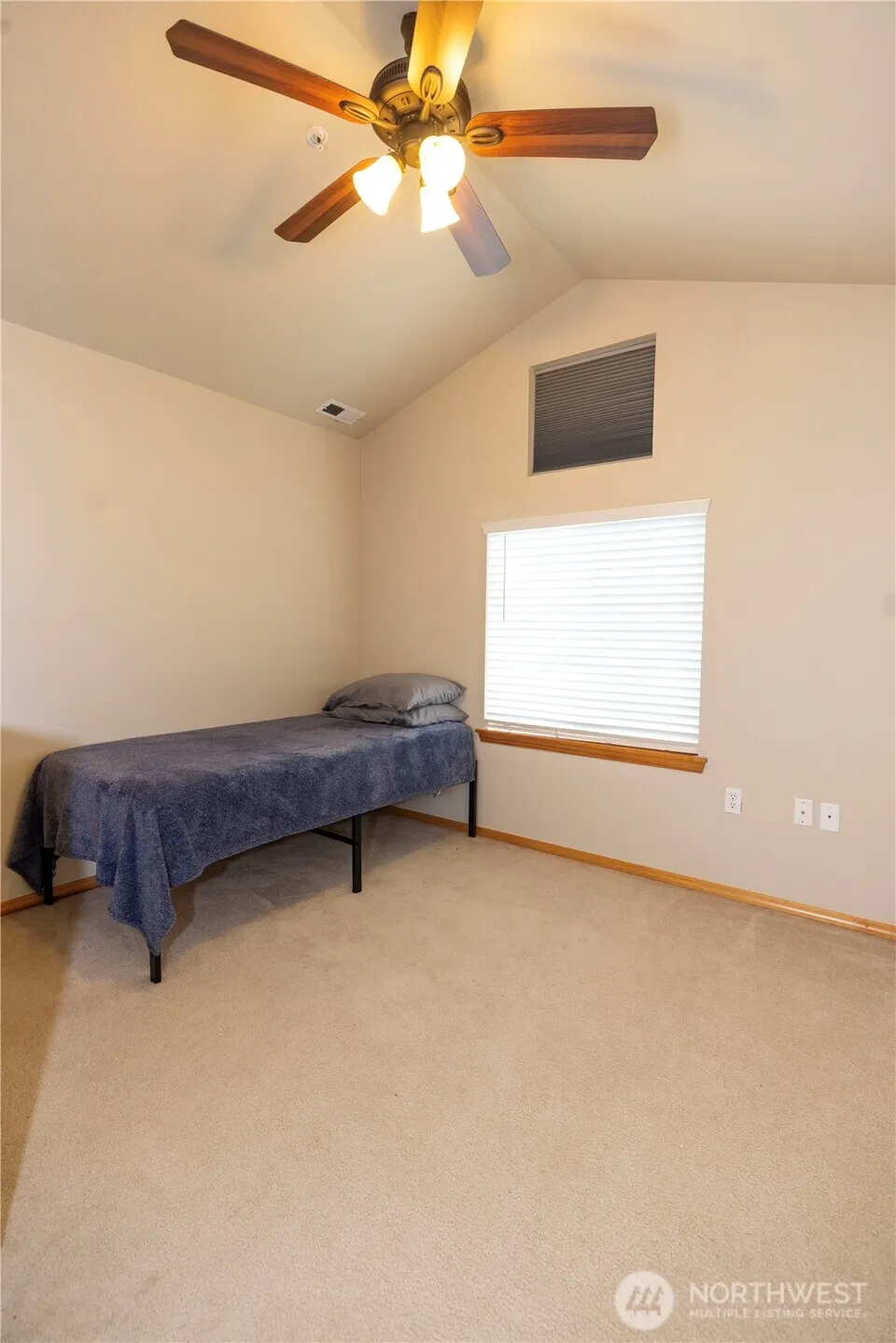 11556 170th Court , Renton, WA 98055