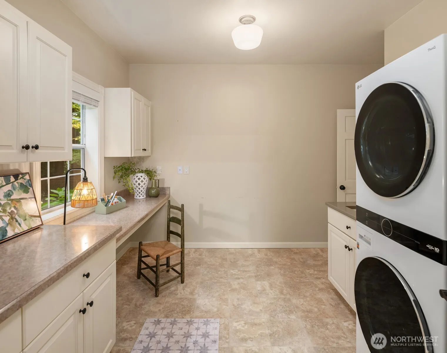 12385 166th Court NE, Redmond, WA 98052
