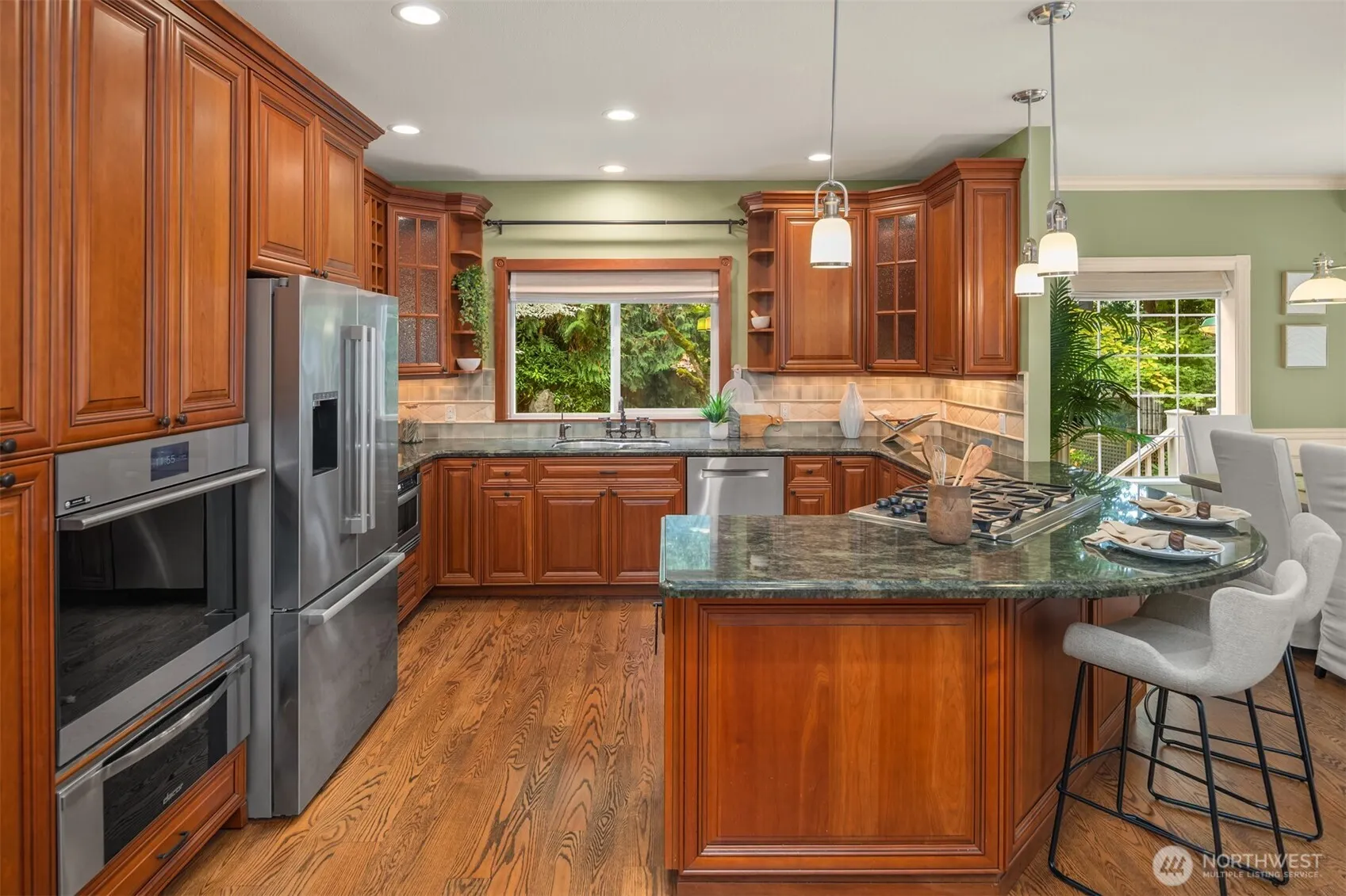12385 166th Court NE, Redmond, WA 98052