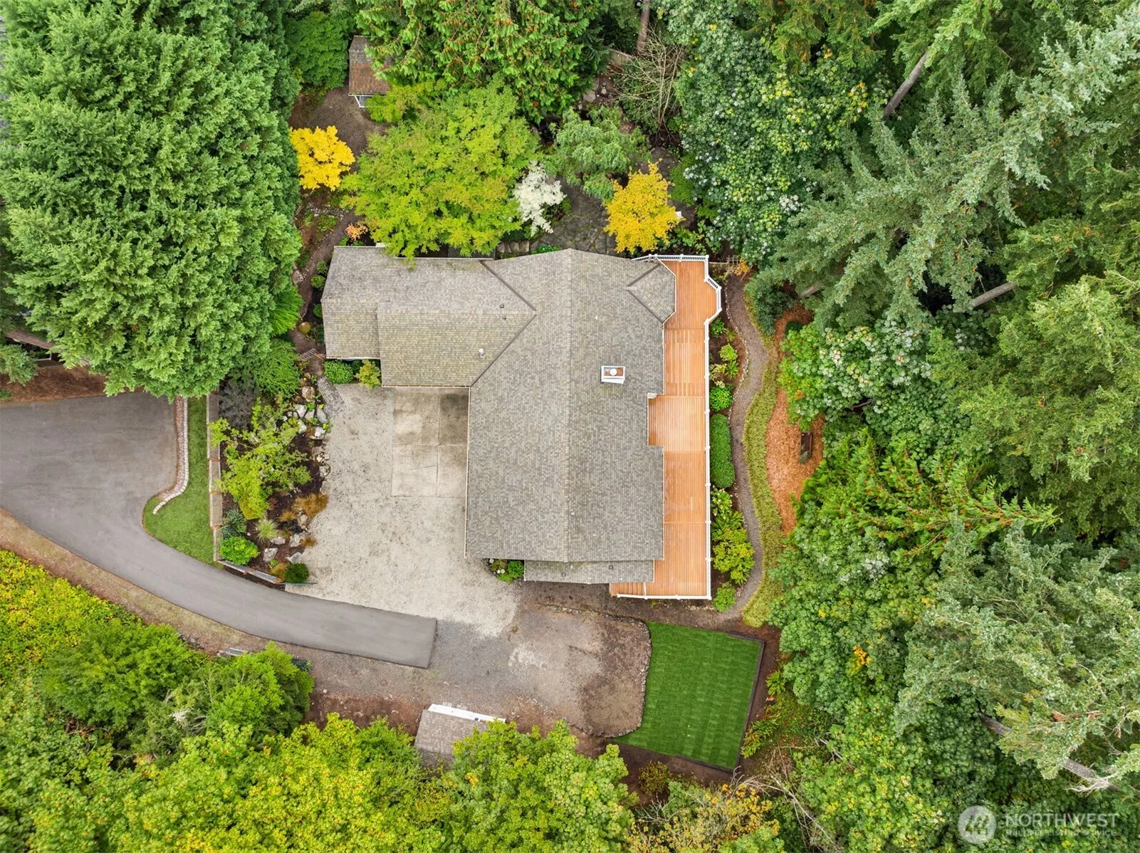 12385 166th Court NE, Redmond, WA 98052