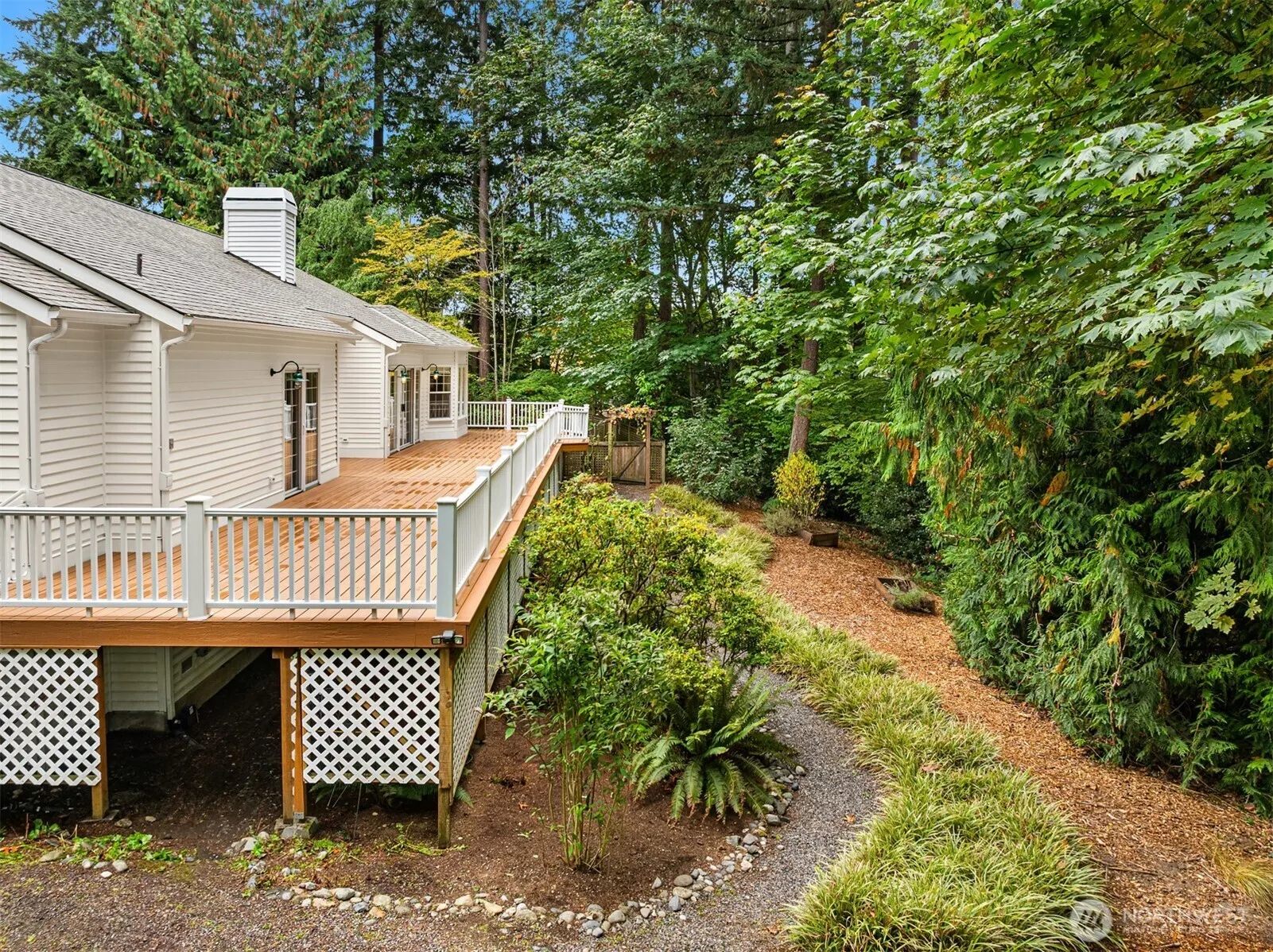12385 166th Court NE, Redmond, WA 98052