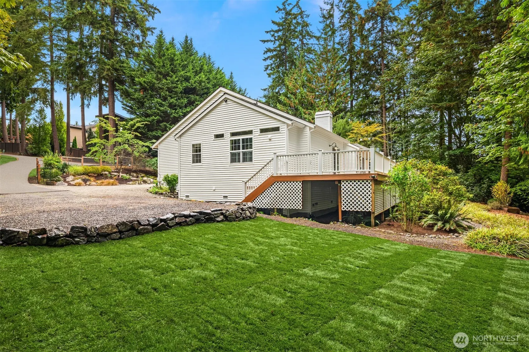 12385 166th Court NE, Redmond, WA 98052