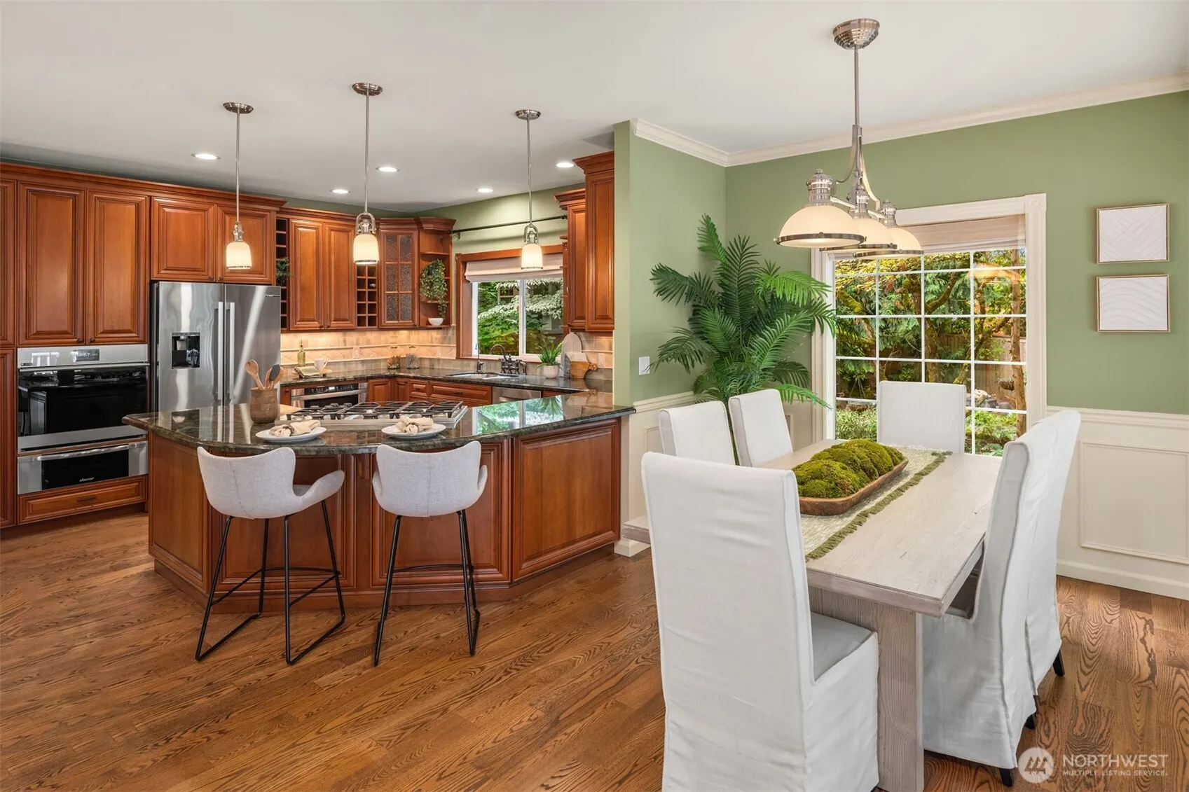 12385 166th Court NE, Redmond, WA 98052