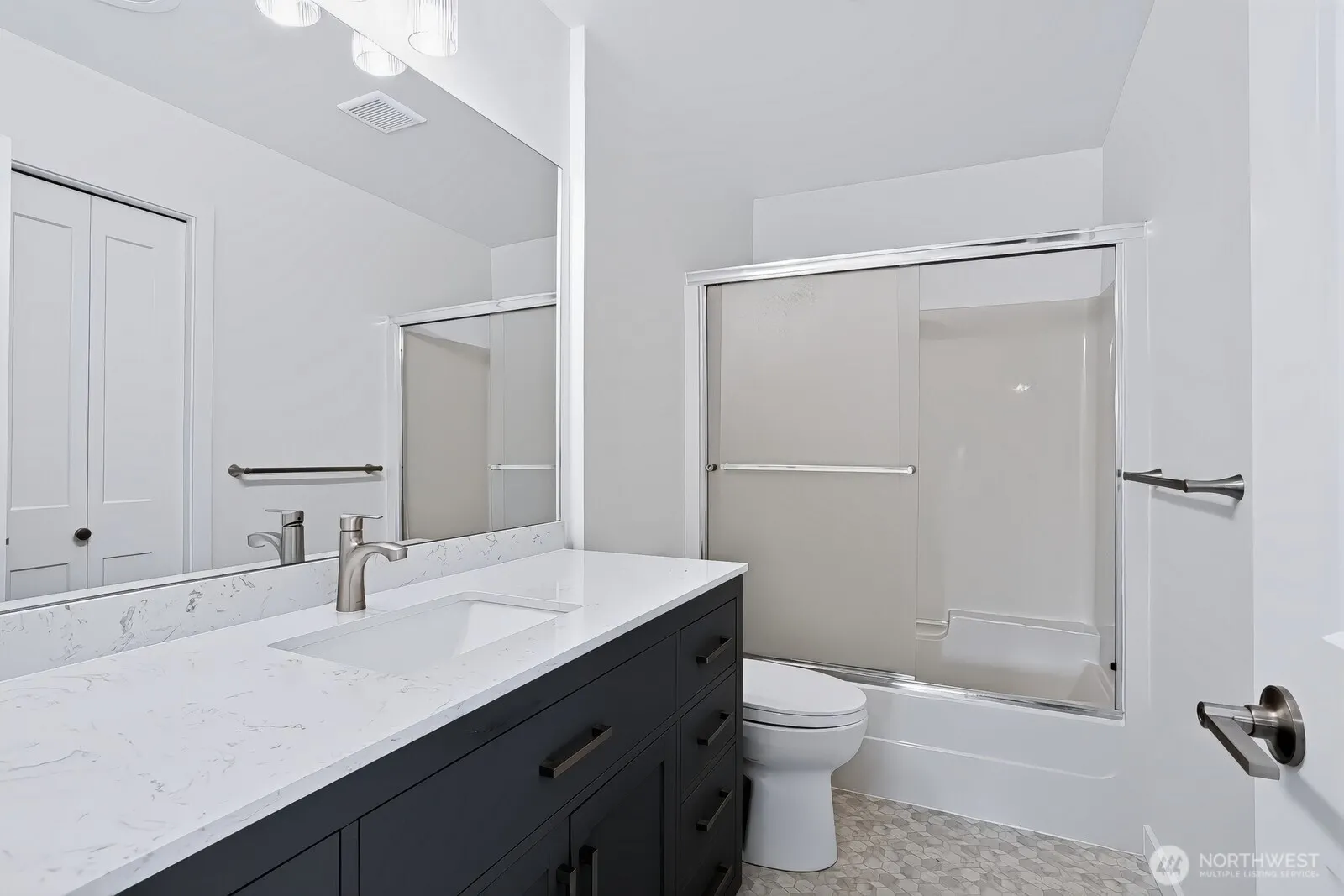 10418 114th Place NE, Kirkland, WA 98033
