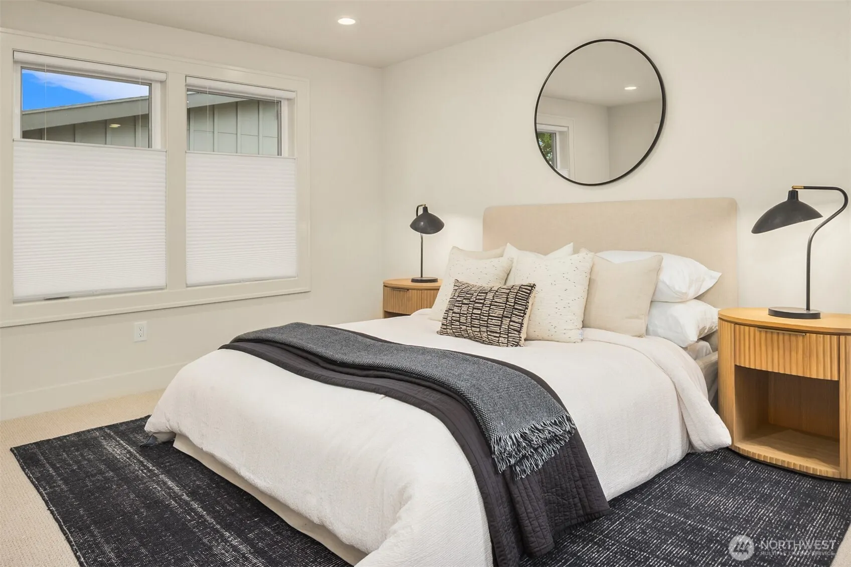 10927 103rd Avenue NE, Kirkland, WA 98033