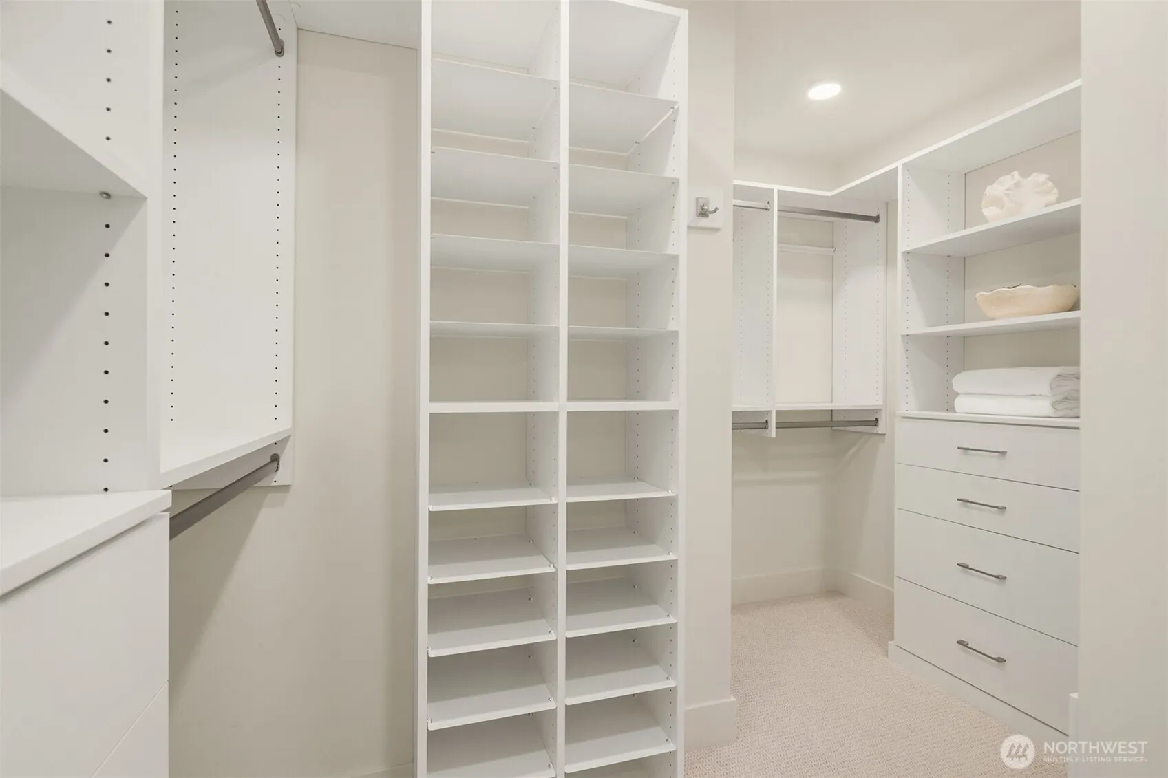 10927 103rd Avenue NE, Kirkland, WA 98033
