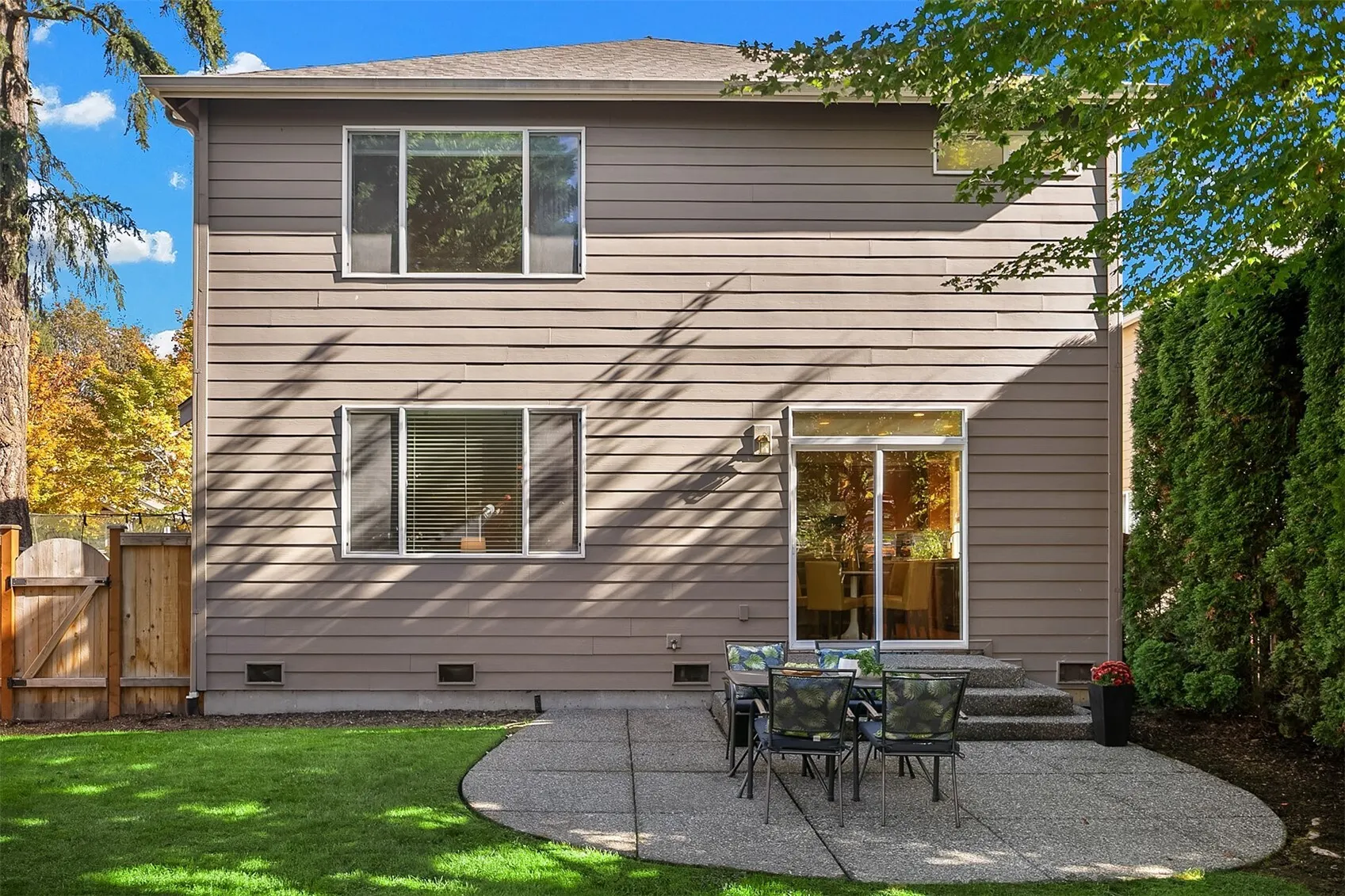 11929 179th Place NE, Redmond, WA 98052