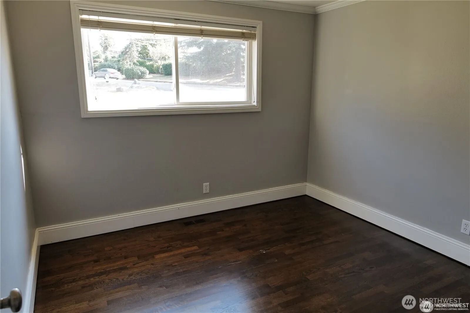11602 SE 49th Street , Bellevue, WA 98006