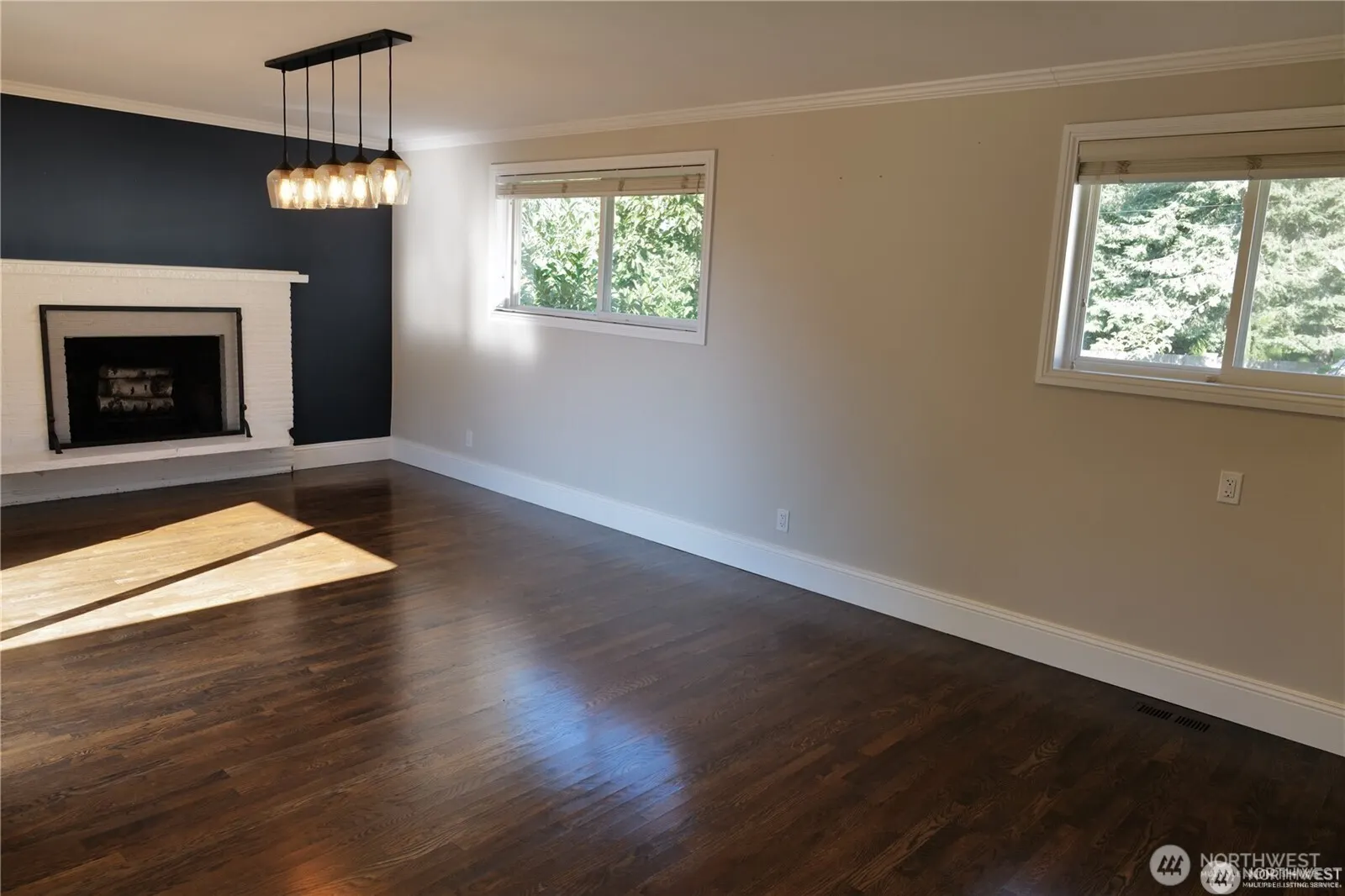 11602 SE 49th Street , Bellevue, WA 98006