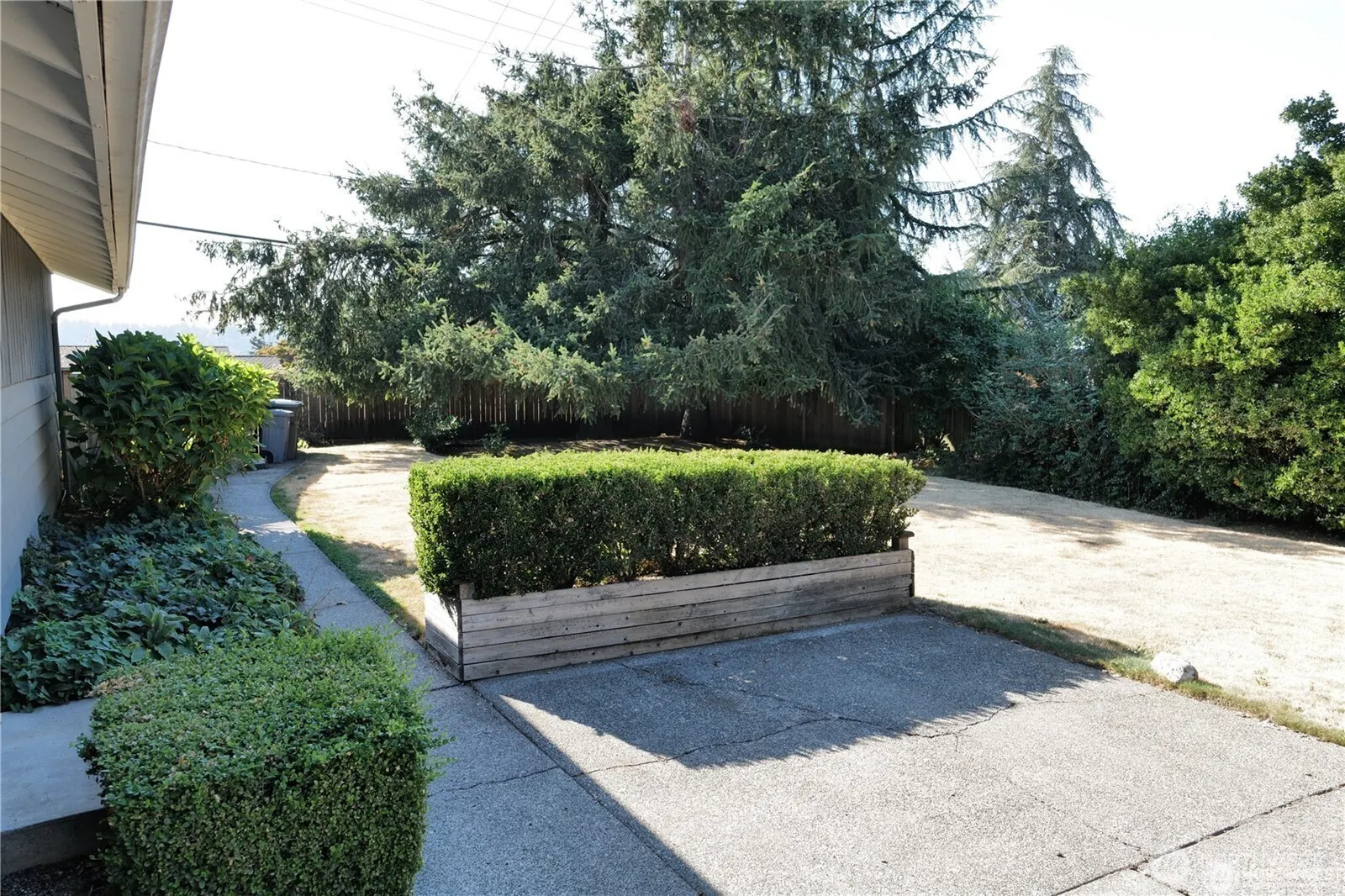 11602 SE 49th Street , Bellevue, WA 98006