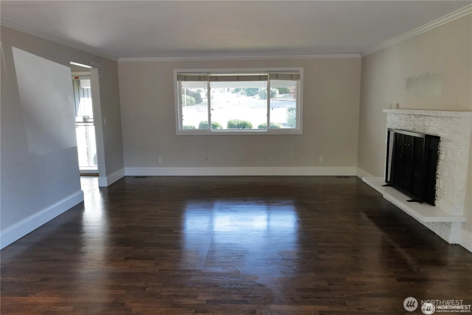 11602 SE 49th Street , Bellevue, WA 98006