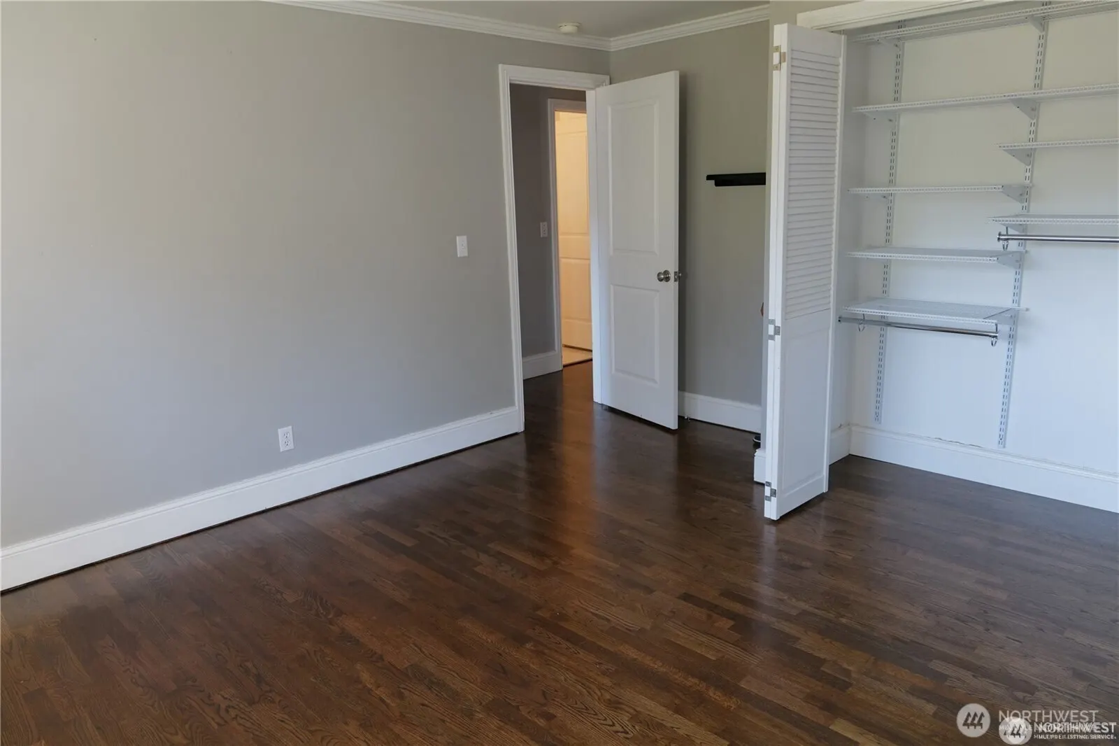 11602 SE 49th Street , Bellevue, WA 98006