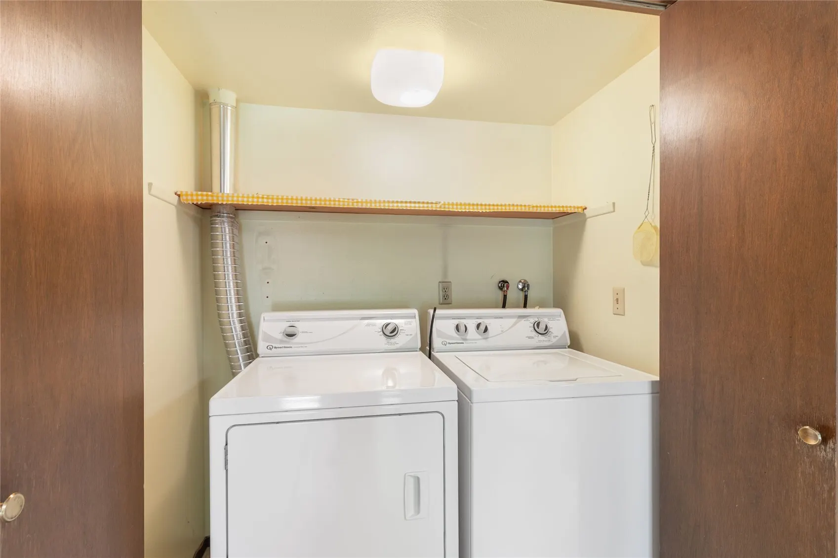 16321 NE 98th Street , Redmond, WA 98052