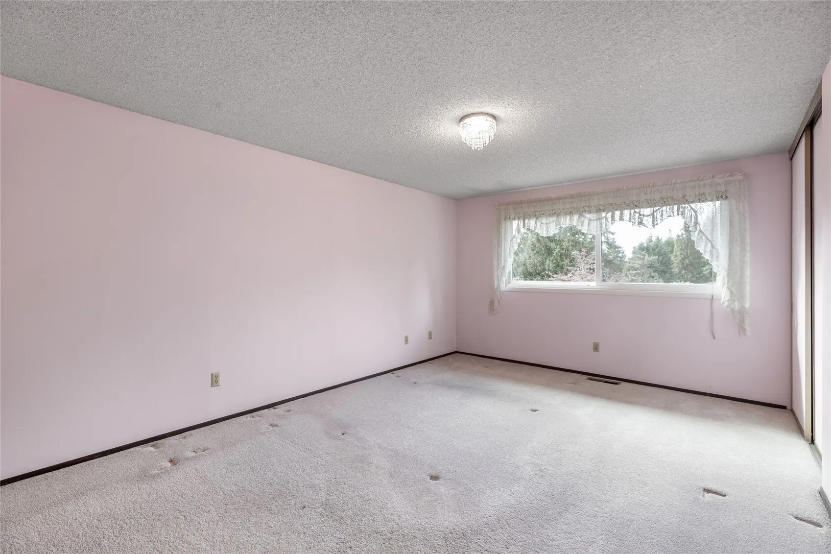 16321 NE 98th Street , Redmond, WA 98052