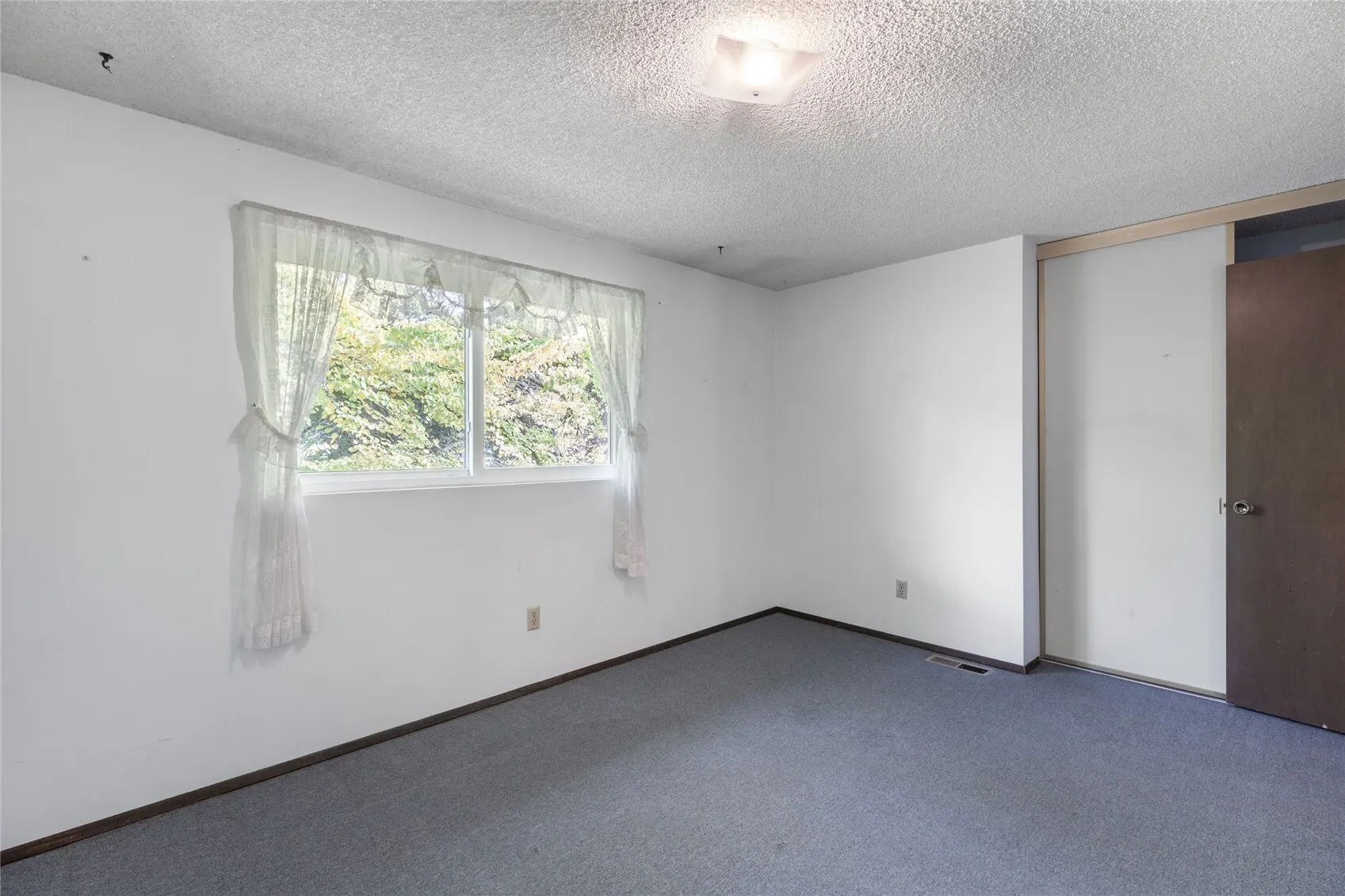16321 NE 98th Street , Redmond, WA 98052