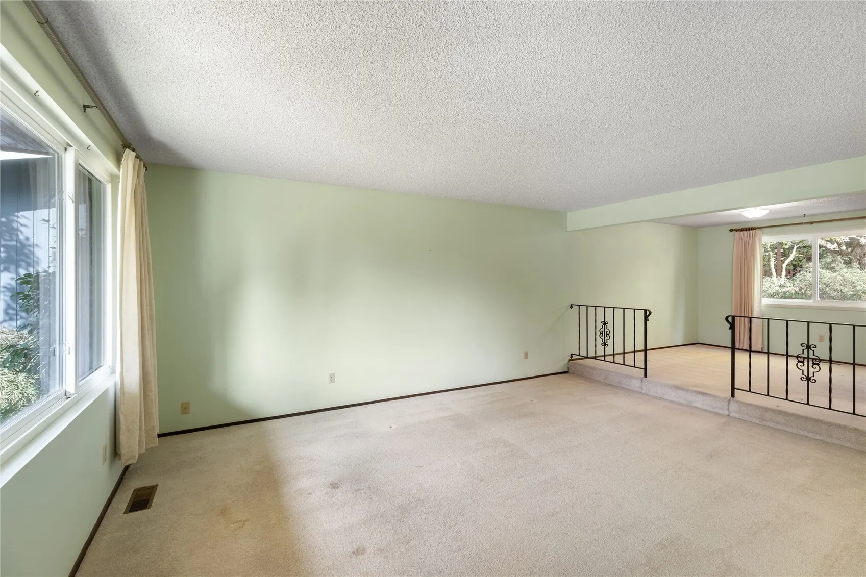 16321 NE 98th Street , Redmond, WA 98052