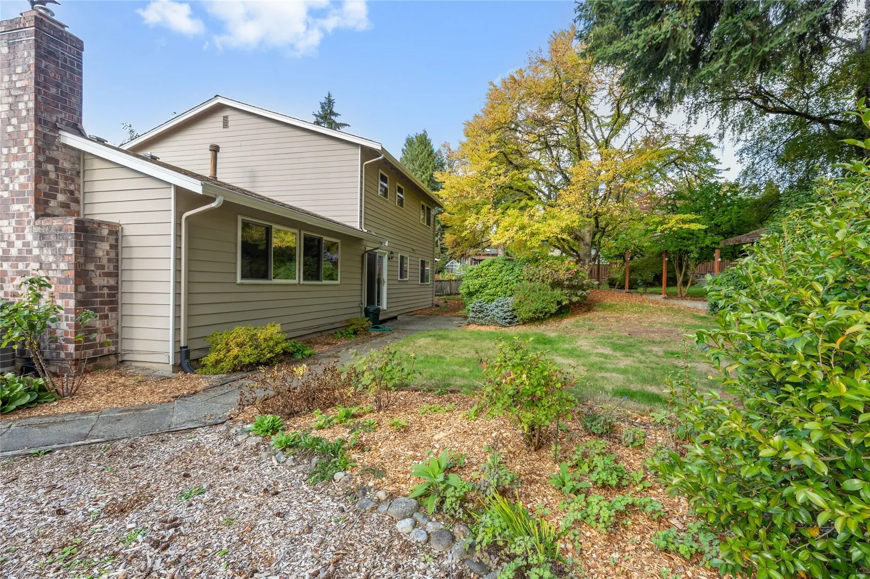 16321 NE 98th Street , Redmond, WA 98052