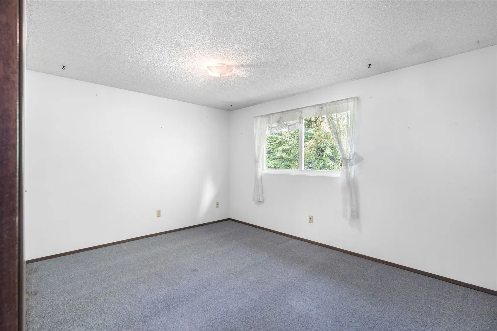 16321 NE 98th Street , Redmond, WA 98052