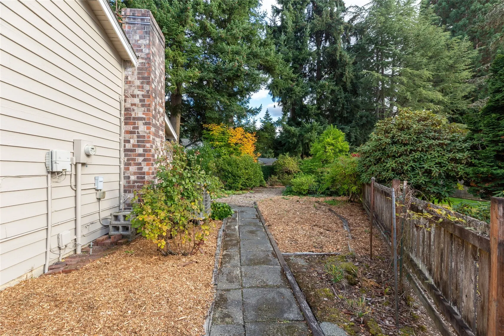 16321 NE 98th Street , Redmond, WA 98052