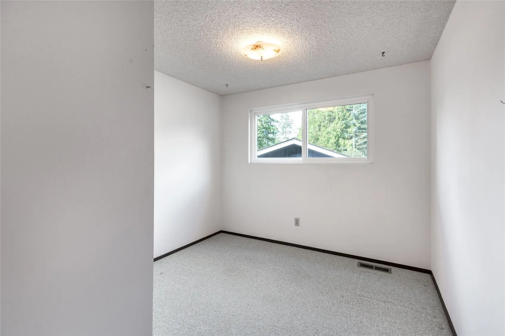 16321 NE 98th Street , Redmond, WA 98052