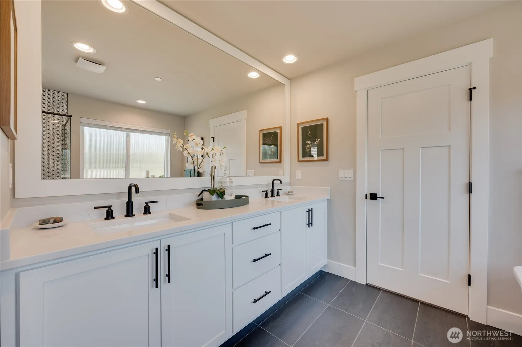 15532 2nd Place W #MG 14, Lynnwood, WA 98087