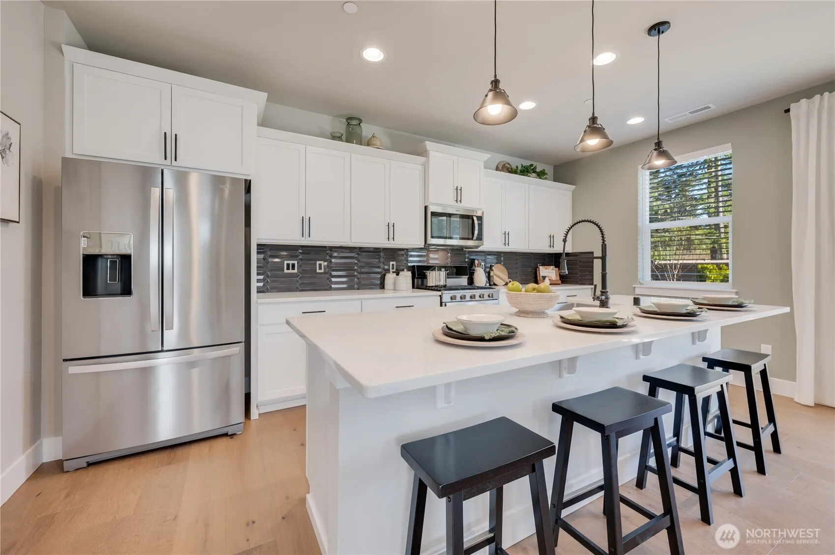 15532 2nd Place W #MG 14, Lynnwood, WA 98087
