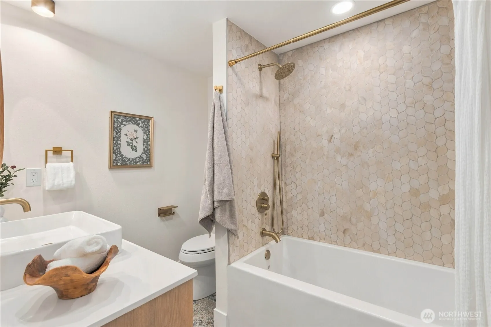 23323 49th Avenue SE, Bothell, WA 98021