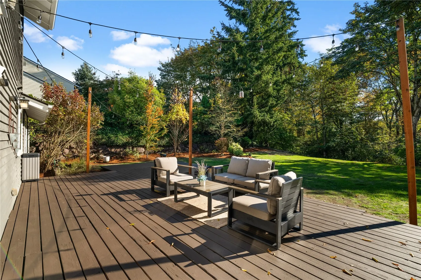 15317 NE 108th Place , Redmond, WA 98052