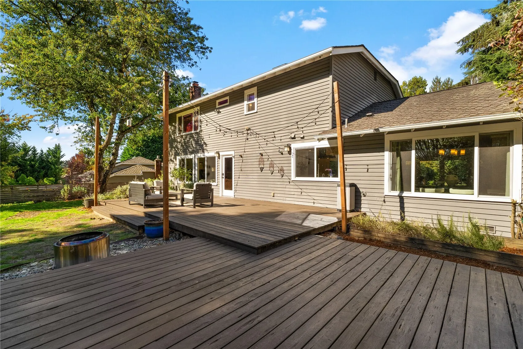 15317 NE 108th Place , Redmond, WA 98052